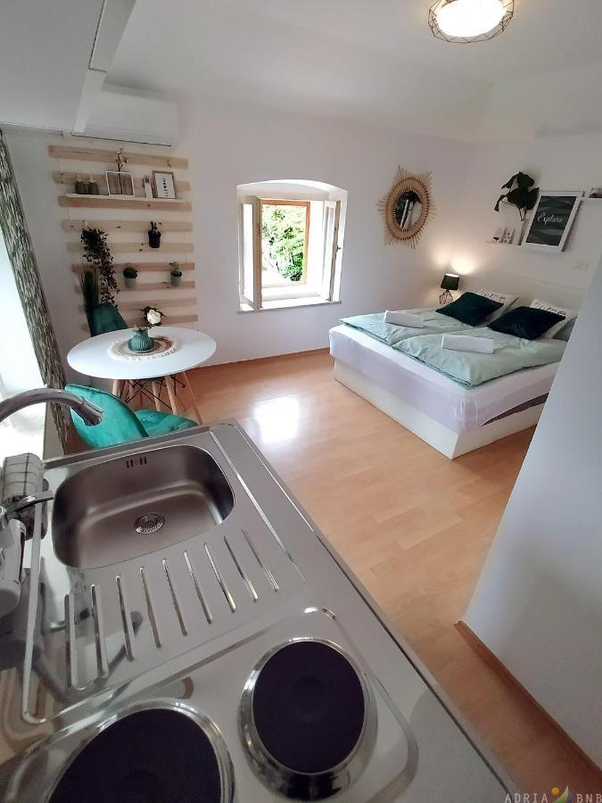 Cool & Romantic Studio In Portoroz Jb3 Eksteriør billede